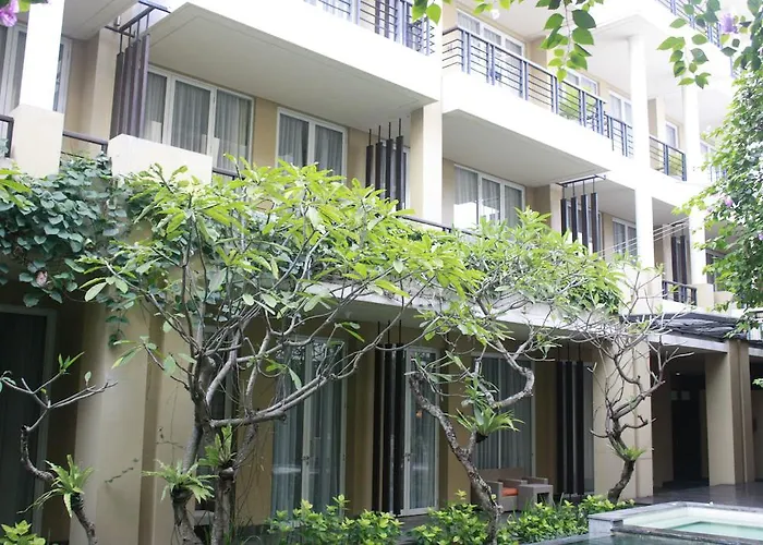 100 Sunset Boutique Kuta (Bali)