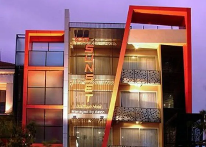 Hotel 100 Sunset Boutique 3*