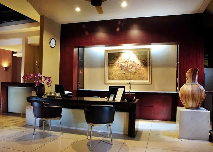 100 Sunset Boutique Hotel